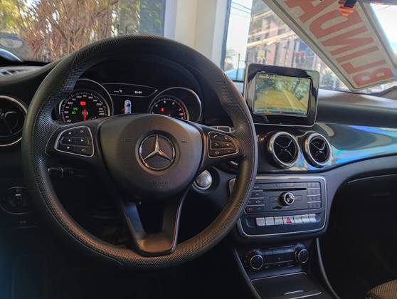 MERCEDES-BENZ CLA 180 1.6 CGI GASOLINA 7G-DCT MERCEDES-BENZ CLA 180 1.6 CGI GASOLINA 7G-DCT